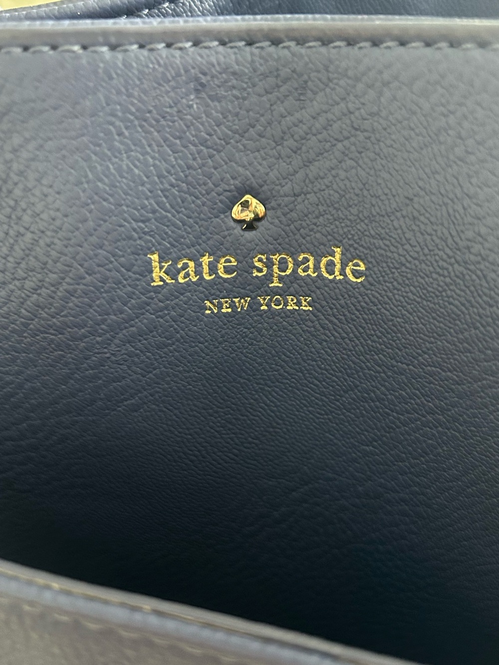 Kate Spade New York Lita Street Scallop Andrea Tote DISCOUNTED FOR WEAR - Picture 7 of 15
